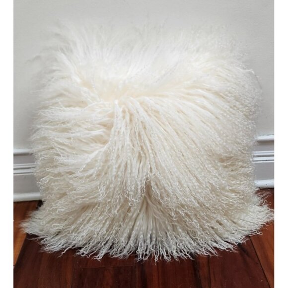 Mongolian Lamb Fur Pillow Cover Genuine Sheepskin FluffyFluffy White CushionCase - Picture 2 of 11